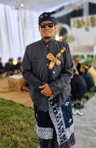 Lombok Interpreter english bahasa indonesia